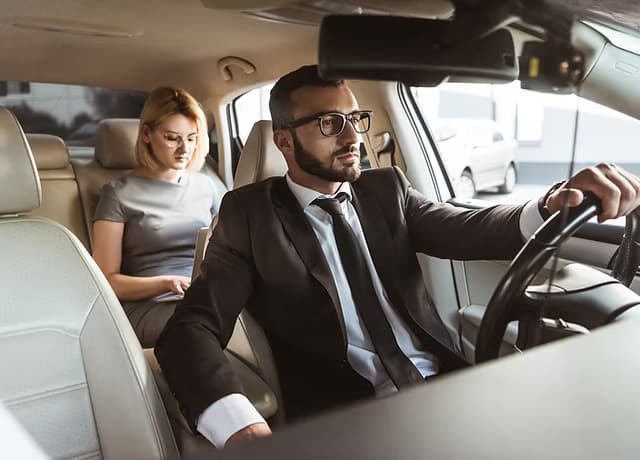 Corporate cab and monthly car rental service for businesses